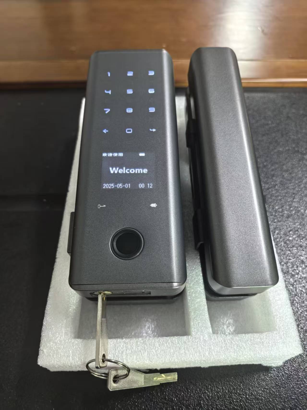 HH-TB2 Tuya WiFi Fingerprint Glass Door Smart Lock - Image 5